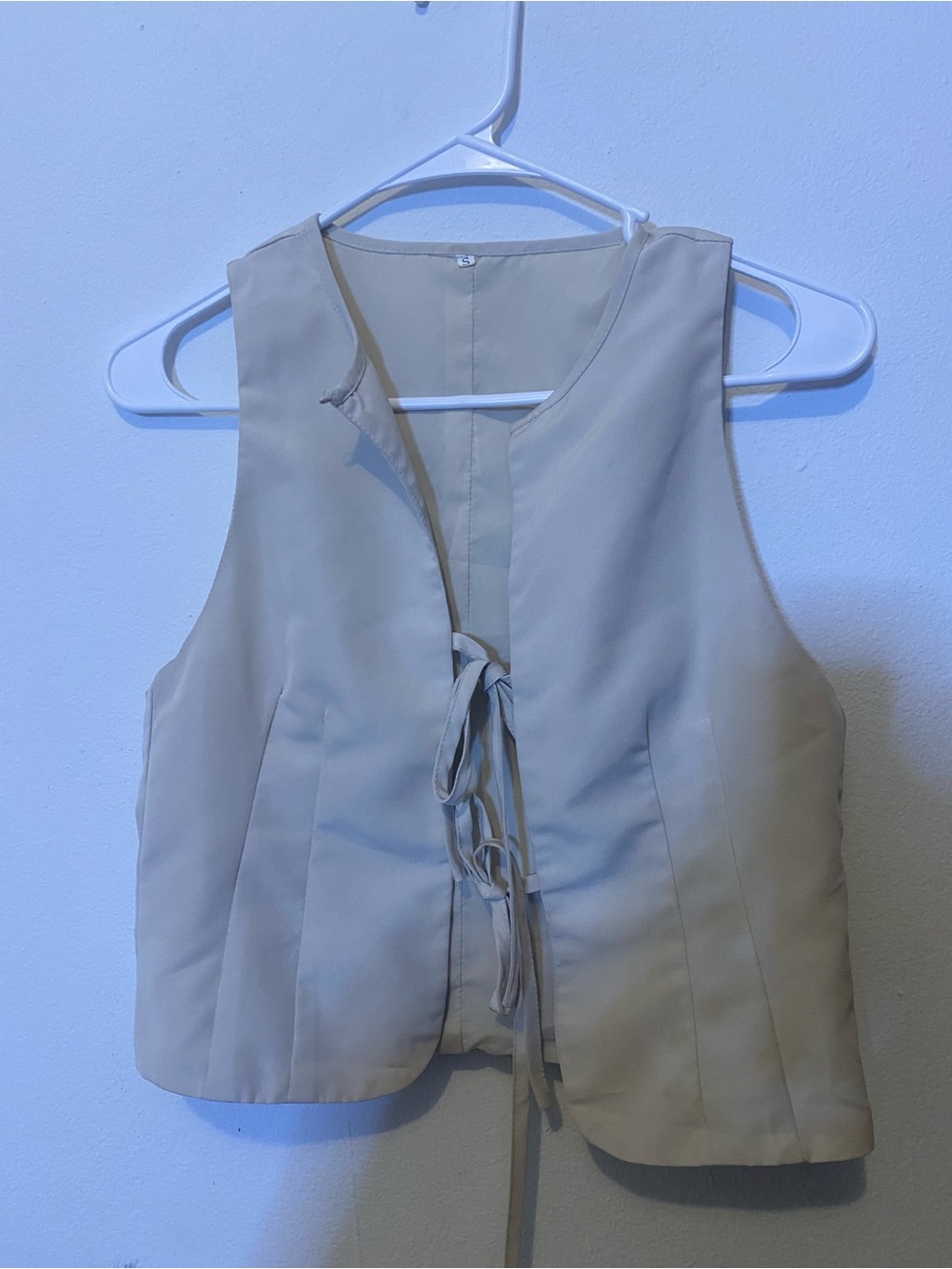 Cream Tie-Front Sleeveless Vest Camisole
